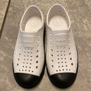 Jefferson style natives